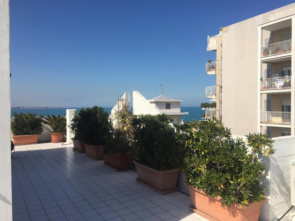 La Mia Terrazza Sul Mare - Mared'Amare Apartman Bari Kültér fotó