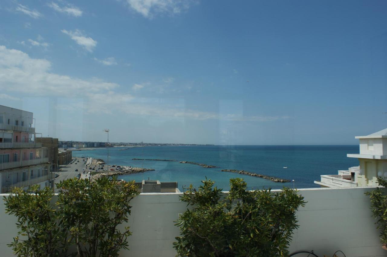La Mia Terrazza Sul Mare - Mared'Amare Apartman Bari Kültér fotó