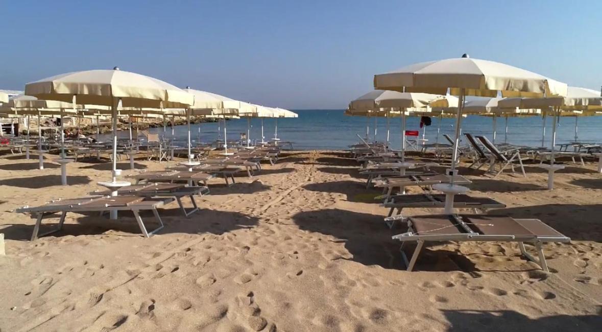 La Mia Terrazza Sul Mare - Mared'Amare Apartman Bari Kültér fotó